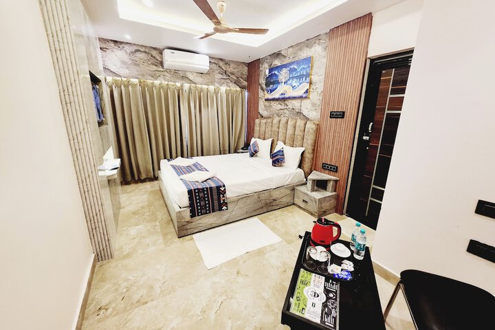 Room 21 of 41