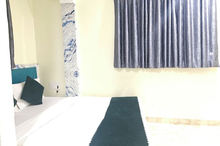 Room 61 of 76