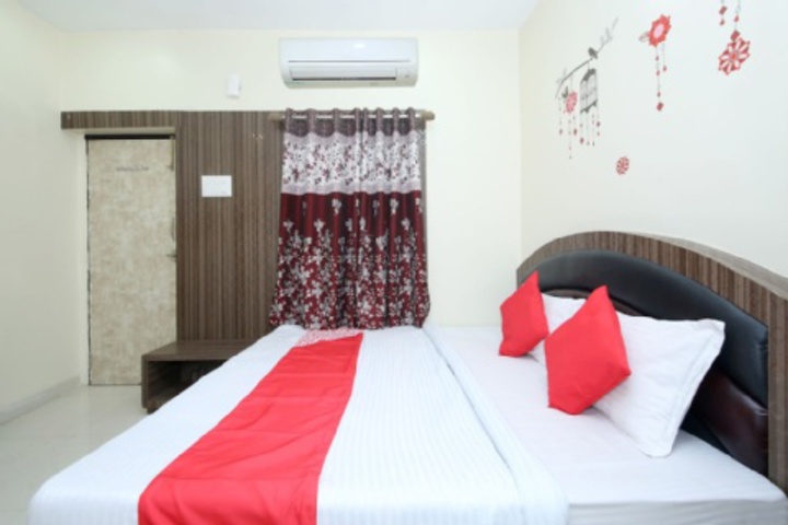 Room 119 of 407