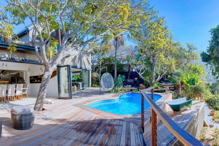 Sundeck 63 of 72