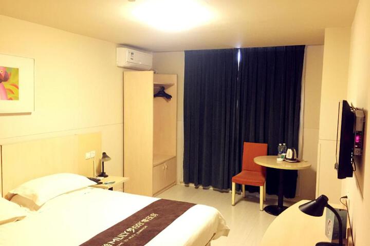 Room Photo