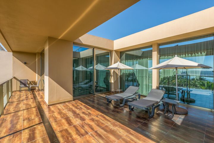 Terrace/Patio 44 of 118