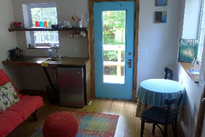 Room 4 of 42