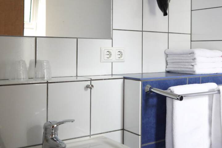 Room 15 of 41