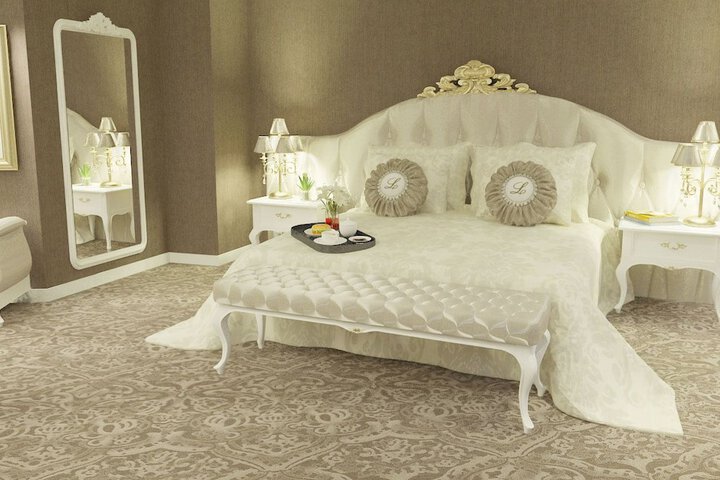 Room 2 of 13