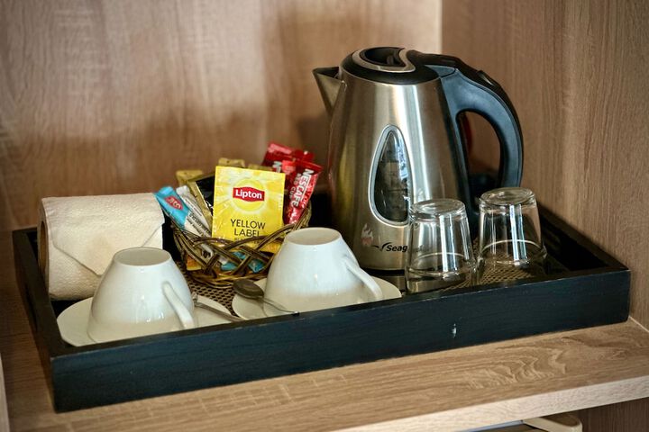 Breakfast/Coffee Service 39 of 103