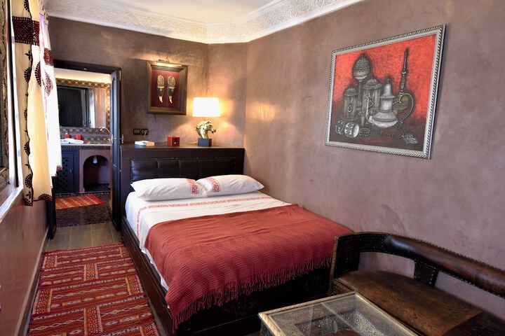 Room 26 of 92
