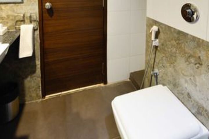 Room 19 of 61