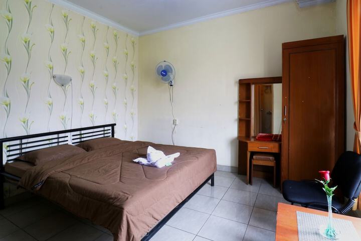 Room 30 of 59