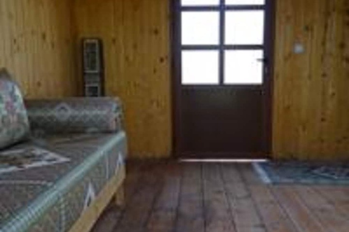 Room 9 of 27