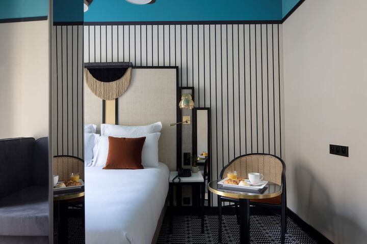 Room 59 of 138