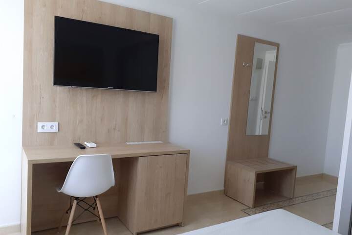 Room 16 of 41