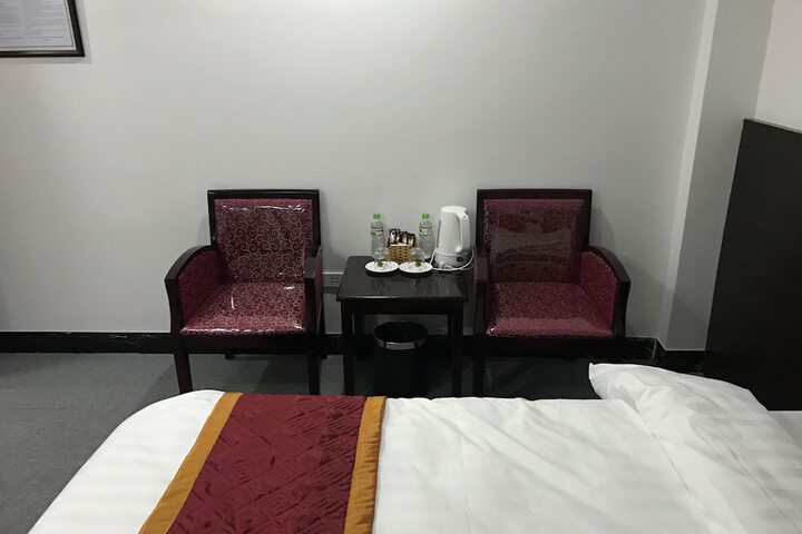 Room 11 of 38