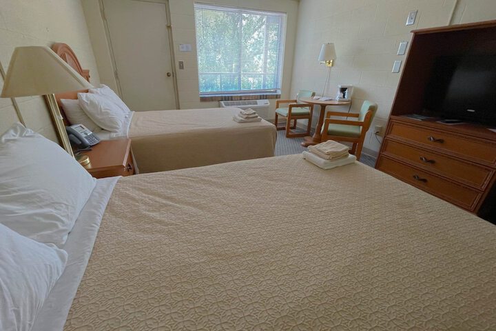 Room 5 of 22