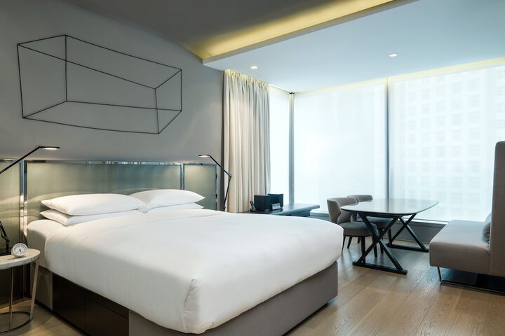 Room 7 of 27