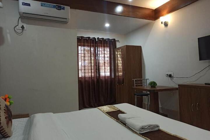 Room 21 of 35