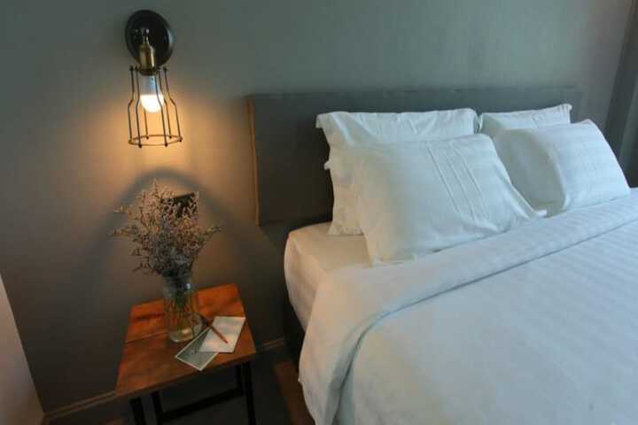 Room 10 of 49