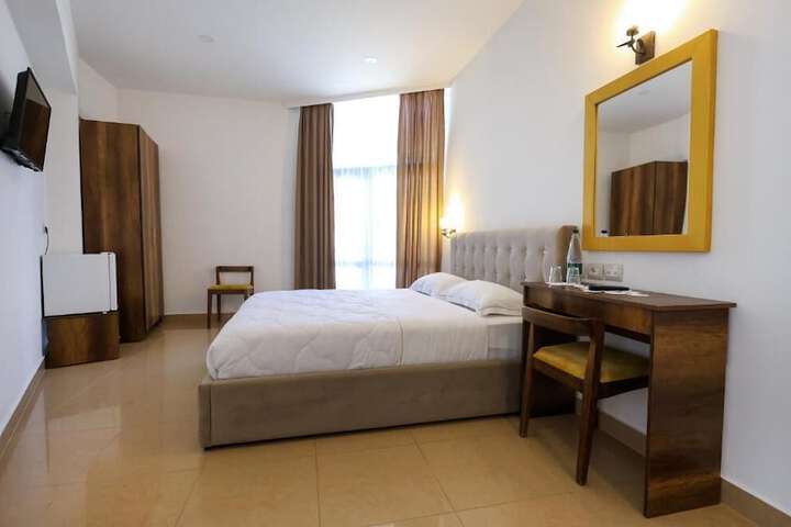 Room 64 of 114
