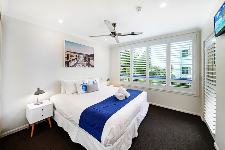 Room 55 of 200