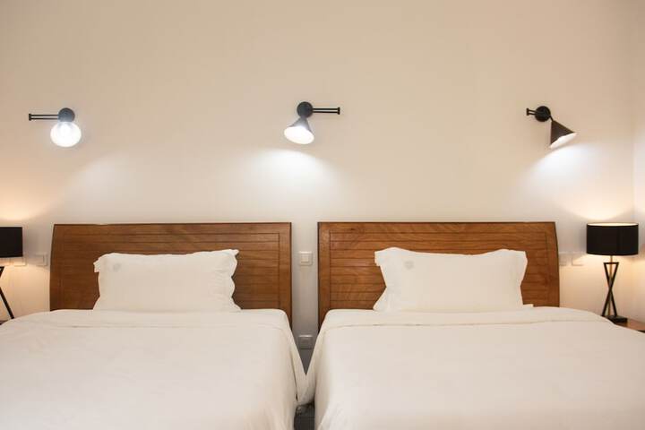 Room 2 of 56