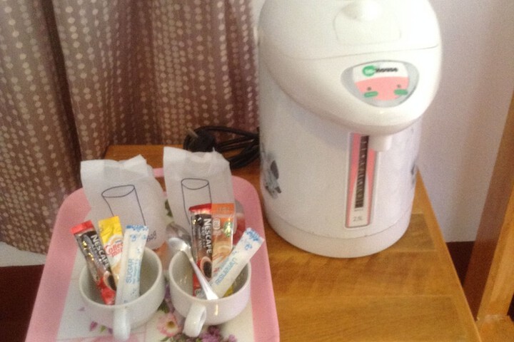 Breakfast/Coffee Service 20 of 72