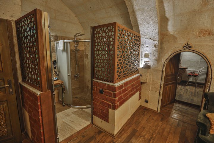 Room 48 of 75