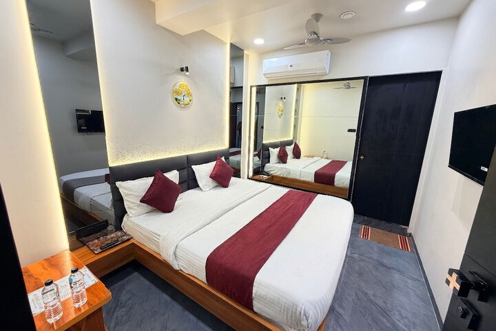 Room 19 of 50