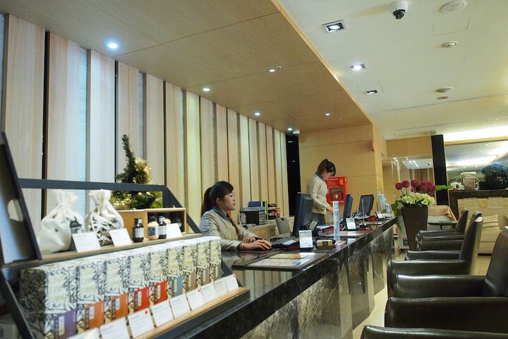 Hotel Interior 4 of 137