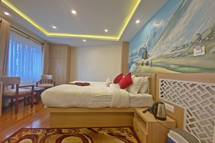 Room 19 of 129