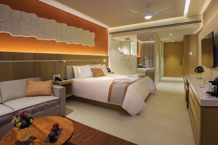 Room 6 of 79