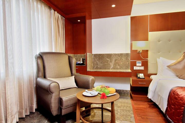 Room 105 of 152