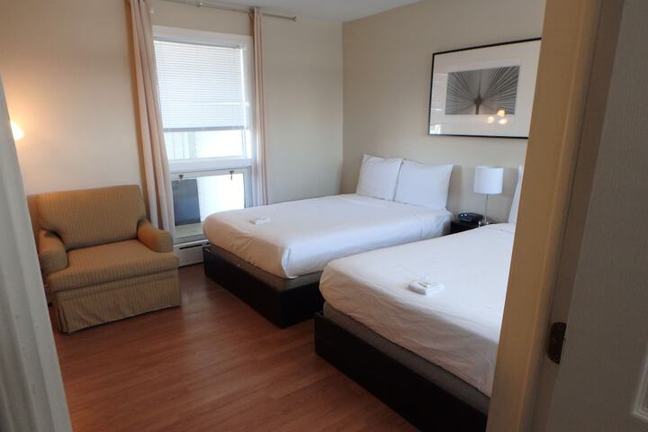 Room 17 of 43