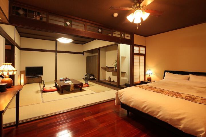 Room 15 of 70