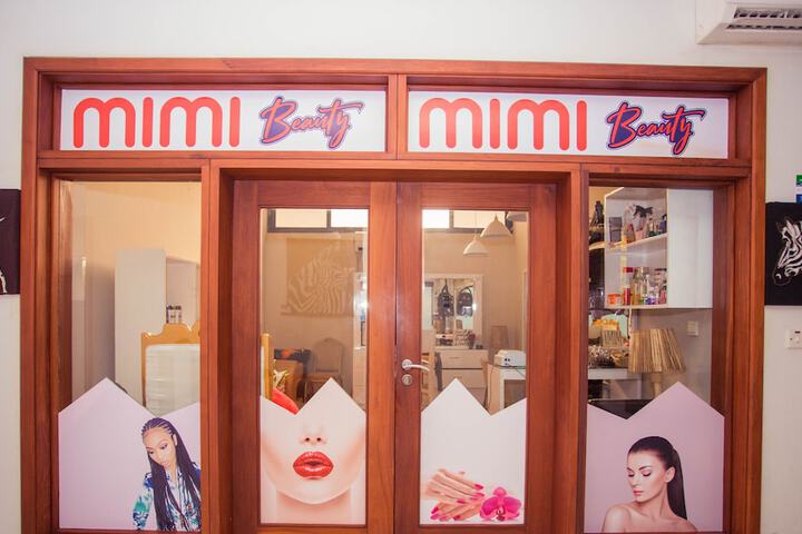 Hair salon