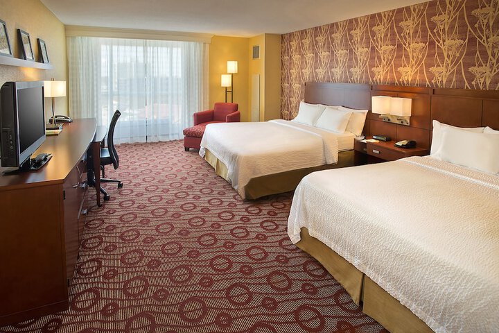Room 4 of 49
