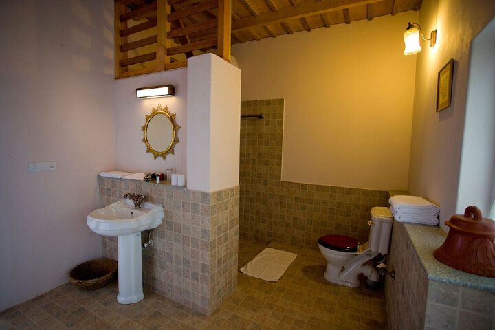 Room 15 of 49