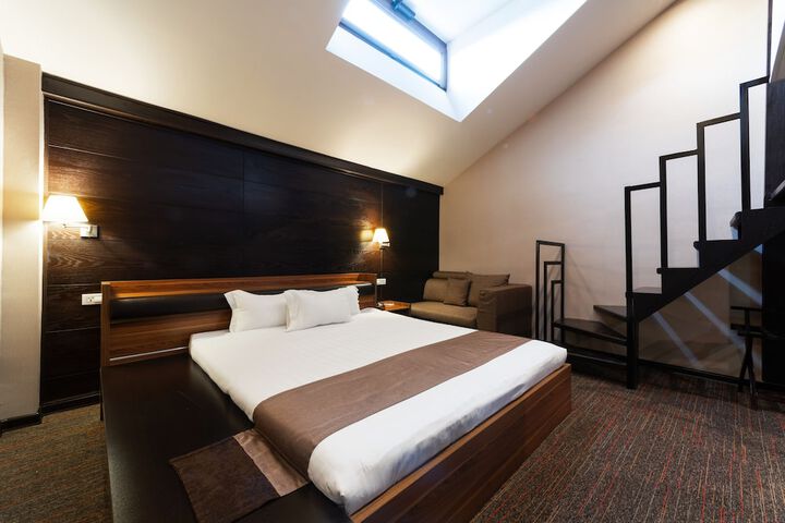 Room 10 of 41