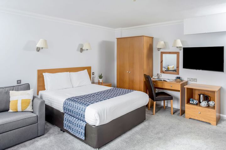 Room 32 of 91