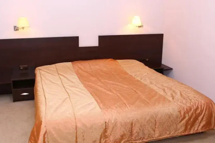 Room 3 of 14