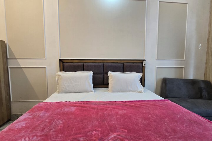 Room 21 of 75