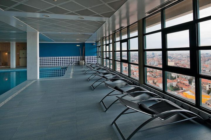 Pools & Facilities