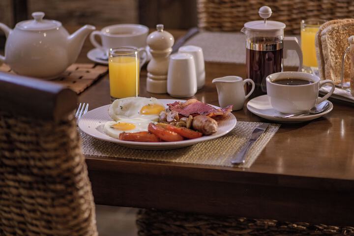 Breakfast/Coffee Service 31 of 39
