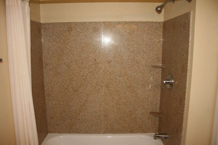 Room 53 of 71