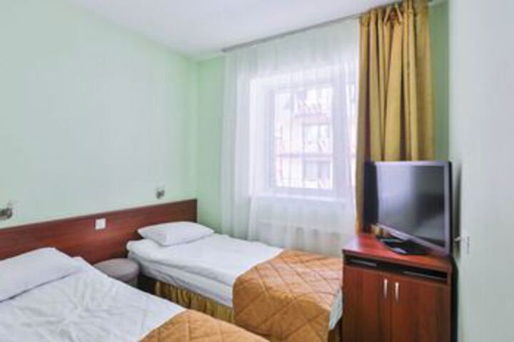 Room 17 of 25
