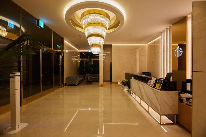 Hotel Interior 4 of 53
