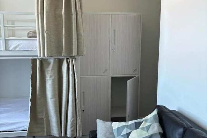 Room 9 of 44