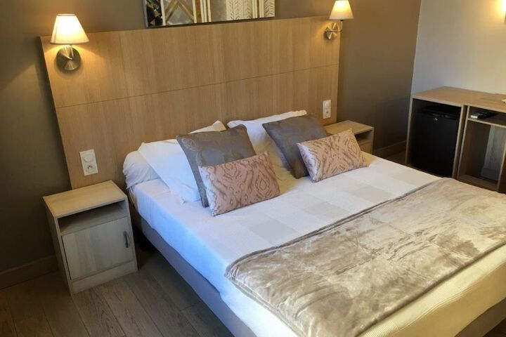 Room 14 of 53