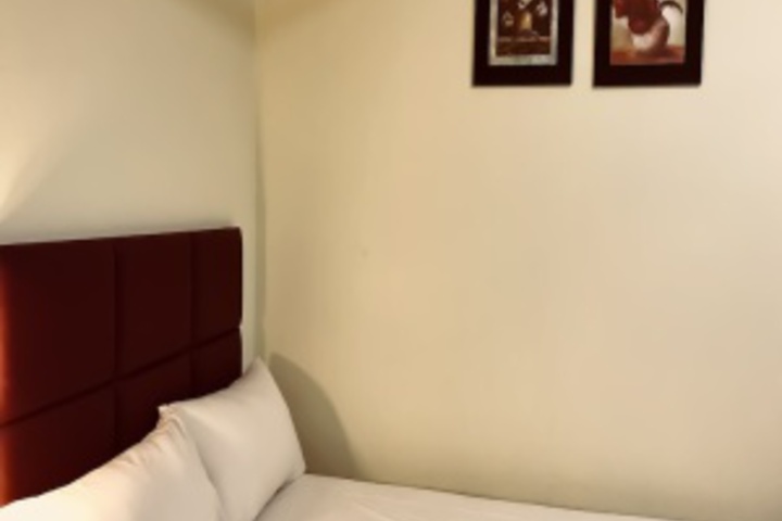 Room 201 of 228