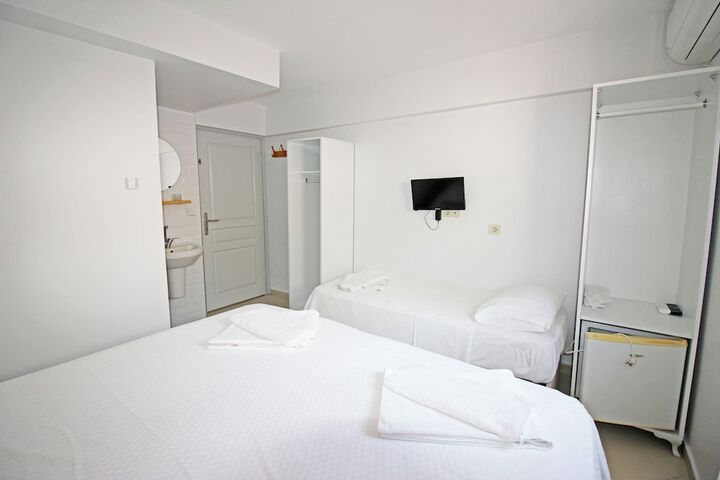 Room 5 of 54