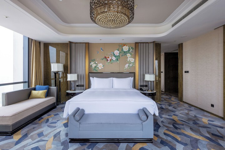 Room 18 of 57